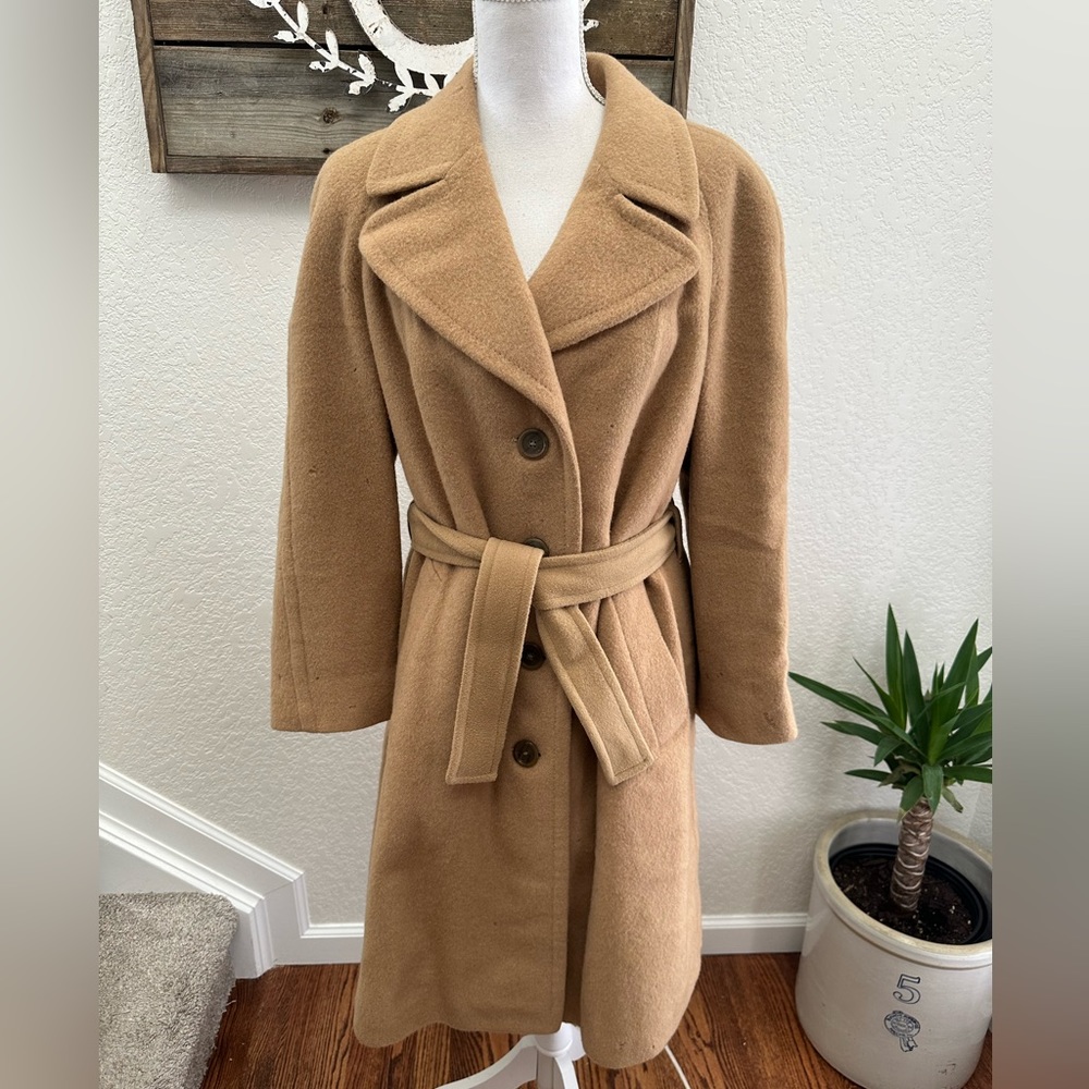 VTG Burberrys‎ 100% camel hair belted coat lined Made in England FLAWED